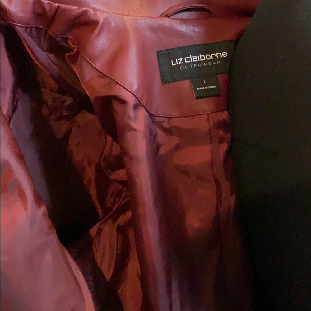Liz Claiborne wing-collar Faux-Leather Coat - Picture 5 of 5